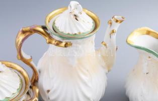 cca 1860/80 Pirkenhammer Fischer & Mieg empír 5 személyes teás készlet. Kopással, kiöntőn repedé...