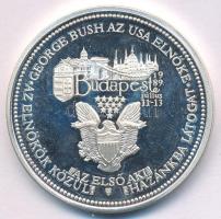 Bozó Gyula (1913-2004) 1989. "George Bush látogatása Magyarországon" Ag emlékérem, ezüstér...