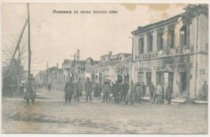 1916 Homonna, Homenau, Humenné; Fő tér romokban az oroszok betörése után, Friedmann Markus üzlete, az orosz invasio után. Waller Mór kiadása, Ambrosi M. felvétele / WWI destroyed main square after the Russian offensive, shops, ruins (ázott, három részre szétvált / divided into three parts by wet damage)