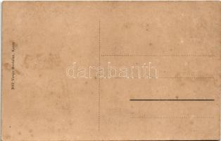 Homonna, Humenné; Az oroszdúlta Zemplén. A Pápay-ház romjai 1914-15. Varga Bertalan kiadása / WWI vi...