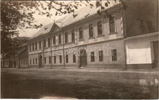 Mecenzéf, Alsó-Metzenzéf, Alsómecenzéf, Metzenzéf, Nizny Medzev; iskola / school / St. lud. skola. photo