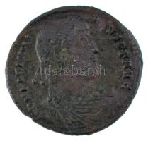 Római Birodalom / Thesszaloniki / II. Julianus 361-363. AE3 (6,85g) T:VF,F Roman Empire / Thessalonica / Julian II 361-363. AE3 "DN FL CL IVLI-ANVS PF AVG / SECVRITAS REIPVB - dot THS gamma branch" (6,85g) C:VF,F RIC VIII 225