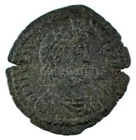 Római Birodalom / Arles / II. Julianus 360-363. AE3 (6,55g) T:VF rep. Roman Empire / Arles / Julian II 360-363. AE3 "DN FL CL IVLI-ANVS PF AVG / SECVRITAS REIPVB - TCONST dot" (6,55g) C:VF crack RIC VIII 321