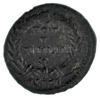 Római Birodalom / Siscia / Jovianus 363-364. AE3 bronz (3,01g) T:XF Roman Empire / Siscia / Jovian 3...