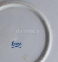 Herendi zöldvirágos tortatál. 2. oszt. jelzéssel, kopással, d: 32 cm
