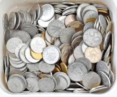 Vegyes magyar forint, fillér tétel ~700g-os súlyban T:vegyes