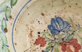 Formás tál. Mezőség, 19. sz. második fele, sérült, d: 32 cm, m: 11 cm