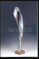 Gömör Béla: Kisplasztikai körkép. 41 művész 50 alkotása. A szerző, Gömör Béla által Matits Ferenc mű...