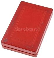 1957. "Munkás-Paraszt Hatalomért Emlékérem" aranyozott, zománcozott bronz kitüntetés mells...