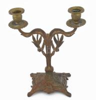Szecessziós vas és bronz kétágú gyertyatartó, m: 24 cm