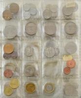 463db-os vegyes, főleg észak-európai fémpénz gyűjtemény kék gyűrűs albumba rendezve, közte Monaco, D...