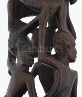 Sokalakos figuratív afrikai keményfa faragás, töréssel 32 cm