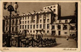 Berlin, Reichskanzlei / Reich Chancellery, Nazi swastika flags (EK)