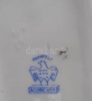 Aquincumi esernyős porcelán lány figura, kézzel festett, jelzett, kis kopással, m: 14 cm