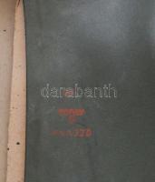 cca 1940, VM37 német női gázmaszk, eredeti dobozában, leírással, jó állapotban