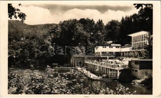 1943 Szovátafürdő, Baile Sovata; Medve-tó, strand, fürdőzők. Körtesi Károly fényképész felvétele és kiadása / Lacul Ursu / lake, beach, bathers (kis szakadás / small tear)