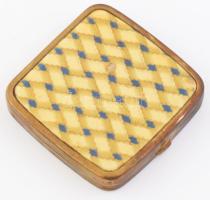 D'Orsay Paris France antik pudrié, kis sérüléssel, 5x5 cm