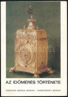 Karlovits Károly: Az időmérés története. Az Országos Műszaki és az Iparművészeti Múzeum által kiadott vezető kiállításukhoz. Bp., 1984, Országos Műszaki Múzeum-Iparművészeti Múzeum. Fekete-fehér fotókkal, órákkal gazdagon illusztrált.