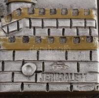 Jeruzsálem látképe. Ezüst (Ag) plakett, üvegezett keretbe ragasztva, hátoldalon certifikáttal, 5x5 c...