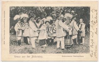 1901 Gruss aus der Bukowina. Ruthenischer Nationaltanz / Bukovinai népviselet, Rutén (ruszin) nemzeti tánc / Ruthenian (Rusyn) folklore from Bucovina, traditional dance. Josef Horowitz (Czernowitz) (ragasztónyom / glue mark)