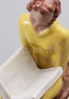 H. Ráhmer Mária (1911-1998): Olvasó nő. Nyaka restaurált, m: 18 cm