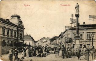 1912 Nyitra, Nitra; Városház tér, szobor, piac, Einzinger József üzlete. Iritzer Zsigmond kiadása / square, monument, market, shops (fa) + "PRIVIGYE-ÉRSEKÚJVÁR 71 H" vasúti mozgóposta