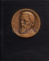 Csath Béla: Zsigmondy Vilmos. Bp., 1988. Minikönyv műbőr kötésben, fém plakettel, 500 pld kereskedelmi forgalomba nem került