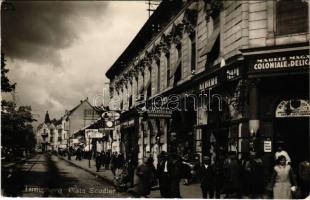 1941 Temesvár, Timisoara; Piata Scudier / tér, Alexandru Blau, Nandor Wiesner és Urania üzlete / square, shops