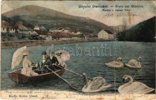 1905 Oravicabánya, Oravica, Oravicza, Oravita; Parthie v. kleinen Teich / Kis tó, montázs csónakázókkal és hattyúkkal. Káden József kiadása / lake, montage with rowing boat and swans (fa)