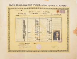 1945 július A szatmárnémeti állami felső ipariskola faipari tagozat fényképes végbizonyítványa. Román hatóságok által kiállított, de a magyar királyi bizonyítvány felhasználásával 56x44 cm