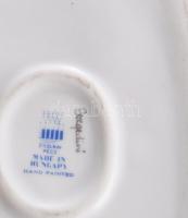 Zsolnay féltérden guggoló női akt. Terv.: Lux Elek. Jelzett, hibátlan, m: 22 cm