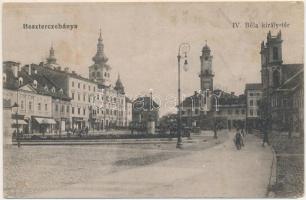 Besztercebánya, Banská Bystrica; IV. Béla király tér, Ivánszky Elek üzlete. Vasúti levelezőlapárúsítás 1026. / square, shops (ázott / wet damage)