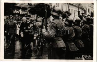 1940 Szászrégen, Reghin; bevonulás, Vitéz Nagybányai Horthy Miklós kormányzó / entry of the Hungarian troops, Regent Horthy + "1940 Szászrégen visszatért" So. Stpl.