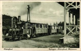 1939 Mátrafüred (Gyöngyös), Gyöngyös-Mátrafüredi Mátravasút kisvasút, gőzmozdony, vonat, tolattyú szerkezet olajozása, karbantartás a Mátrafüredi végállomáson (ázott / wet damage)