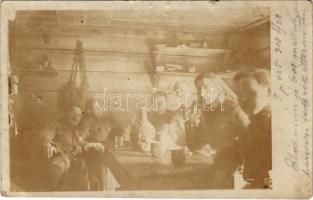 1918 Osztrák-magyar katonák csoportja "Ebéd után jó bor mellett a harctéri fedezék éttermében" / WWI Austro-Hungarian K.u.K. military, group of soldiers drinking wine. photo (b)