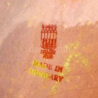 Zsolnay kisplasztika - bölény. Savmaratott felületű eozinmázakkal bevont öntött finomfajansz. Jelzet...