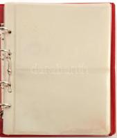 "Münz Briefe aus aller Welt" piros, plüssborítású, négygyűrűs album, 30db kettes osztású b...