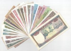 Vietnam 1975-2006. 5x-100.000D (23db) T:UNC-VG
Vietnam 1975-2006. 5 Xu + 100.000 Dong (23pcs) C:UNC...