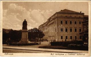 Debrecen, Református kollégium, Csokonai szobor (Rb)