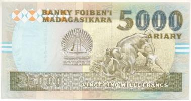 Madagaszkár DN (1992-1994) 25.000Fr (5000A) T:UNC
Madagascar ND (1992-1994) 25.000 Francs (5000 Ari...