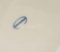2 db Meisseni porcelán süteményes tányér Máz alatti kék festéssel, jelzett, d: 21 cm