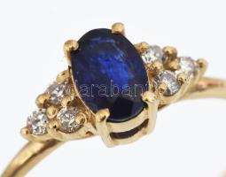 Arany (Au) 14K gyűrű zafírral és gyémántokkal, jelzett, tanúsítvánnyal, méret: 54, bruttó: 1,5 g