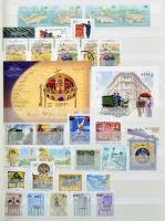 1984-2006 Magyar gyűjtemény, eleinte főleg bélyegzett és sok másodpéldány, később főleg és 2000-től teljesen postatiszta és teljes anyag, 30 fehér lapos A/4 berakóban. Magas katalógus és névérték!! Érdemes megnézni!!!