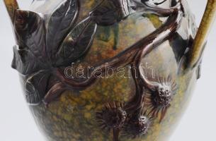 Plasztikus növénymotívumokkal díszített iparművész padlóváza. Képcsarnokos címkével, m: 42,5 cm /// ...