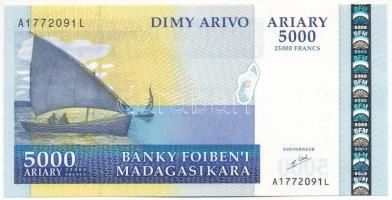 Madagaszkár DN (2003-2006) 5000A T:UNC
Madagascar ND (2003-2006) 5000 Ariary C:UNC
Krause P#84