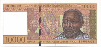 Madagaszkár DN (1996-2003) 10.000Fr T:UNC Madagascar ND (1996-2003) 10.000 Francs C:UNC Krause P#79b