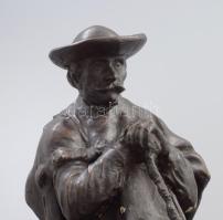 Beszédes János László (1874- 1922): Botján támaszkodó juhász. Hidegen festett gipsz, jelzés nélkül, ...