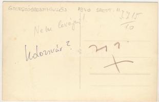 1940 Kolozsvár, Cluj; bevonulás, csendőr virágokkal feldíszített autóban, drogéria, Katz Ferdinánd ü...