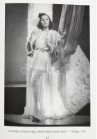 Mezei Mária: Levelek apámnak 1931-1938. Szerk.: Szigethy Gábor. 1998, Helikon. Szigethy Gábor által ...