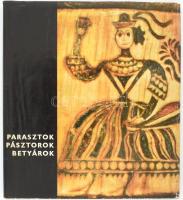 Fél Edit - Hofer Tamás: Parasztok, pásztorok, betyárok. Emberábrázolás a magyar népművészetben. Bp, 1966., Corvina. Gazdag képanyaggal illusztrált. Kiadói egészvászon kötésben, kiadói papír védőborítóban, foltos, kissé szakadt, a belül javított papírborítóval. Ritka! Megjelent 1170 példányban.